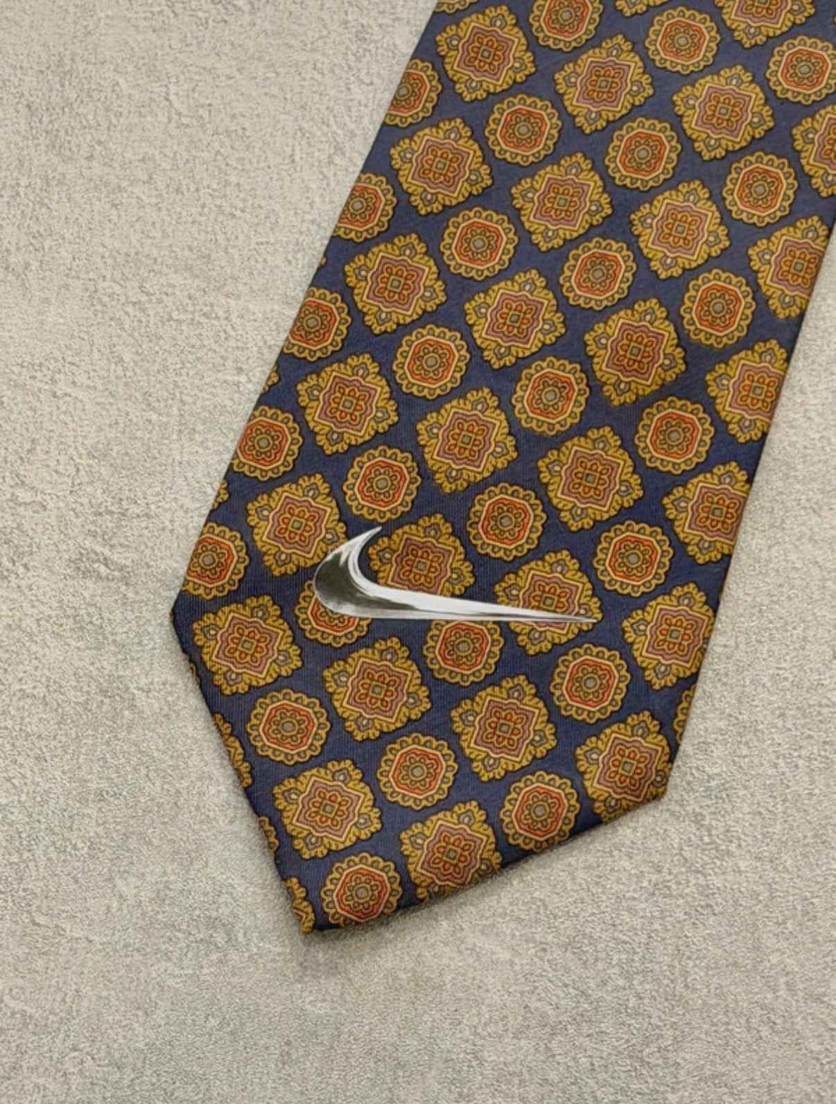 Cravatta vintage logo Nike