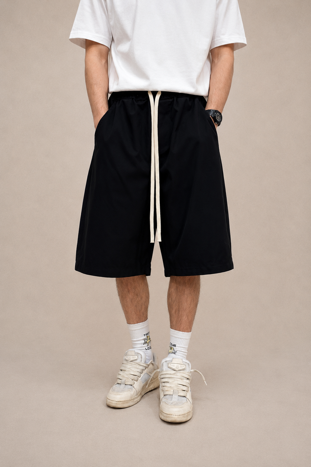 Bermuda Baggy Nero con Laccio